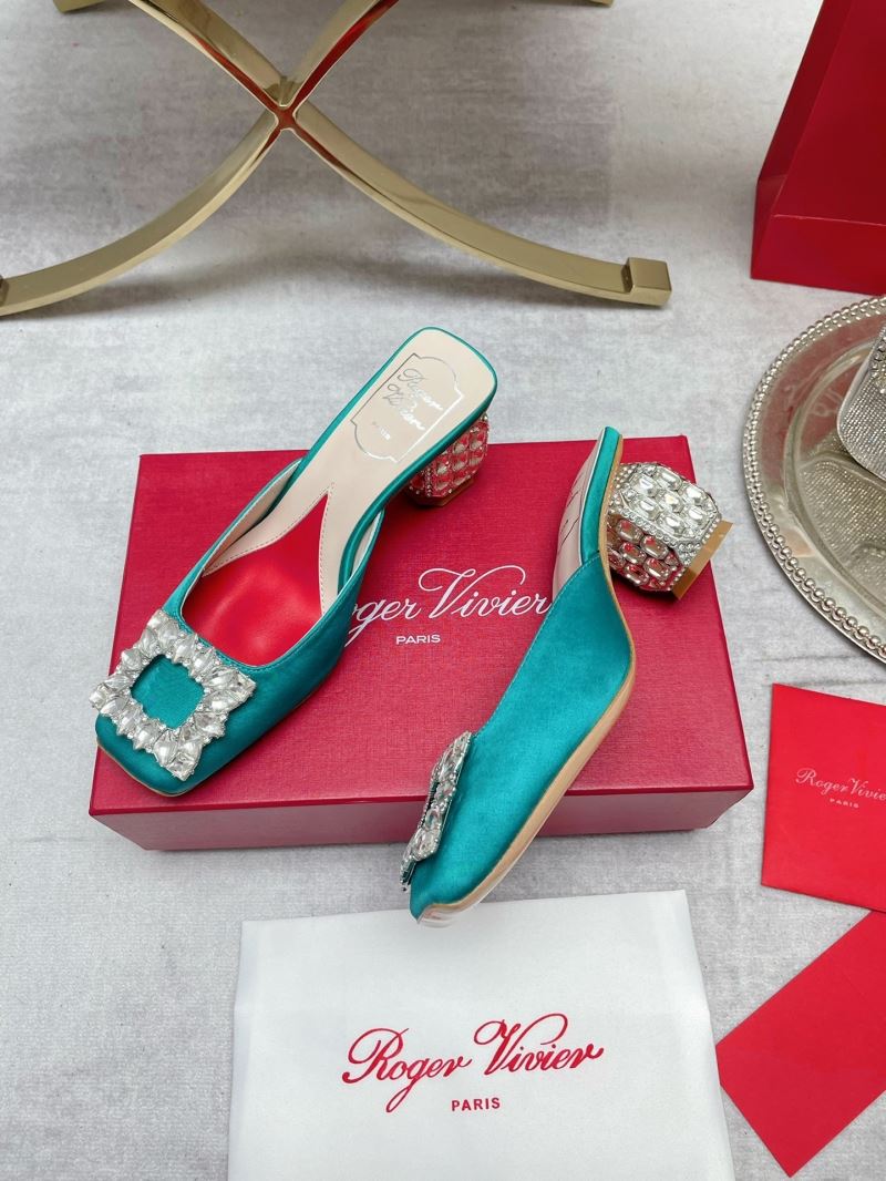 Roger Vivier flat shoes